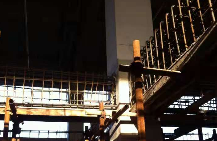 重庆一厂房梁柱截面加大施工